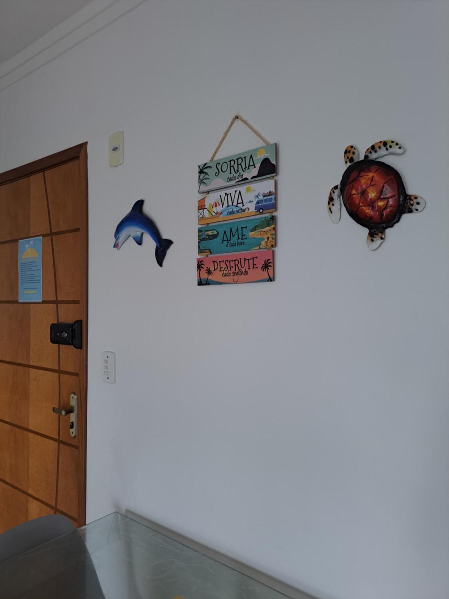 Apto Aconchegante Beira Mar Com Ar No Quarto Solemar Luaran gambar